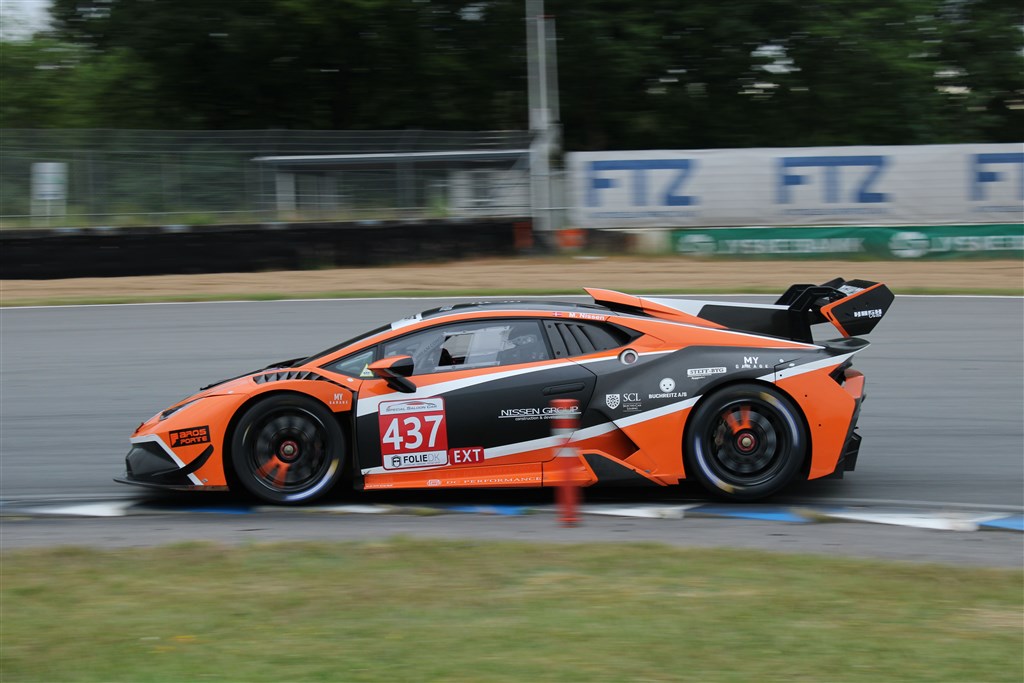 Michael Rosenkilde Nissen var weekendens store sejrherre. Han gik kun glip af et sølle bonuspoint i kvalifikationen, men har trods alt stadig en solid føring i både Extreme samt det generelle mesterskab i Special Saloon Car.
(Foto: JJ Media)